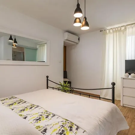 Alba Comfortable *