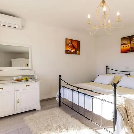 Alba Comfortable *