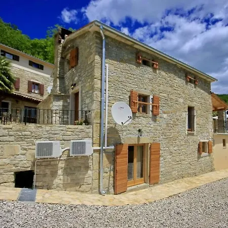 Alba Comfortable Villa *